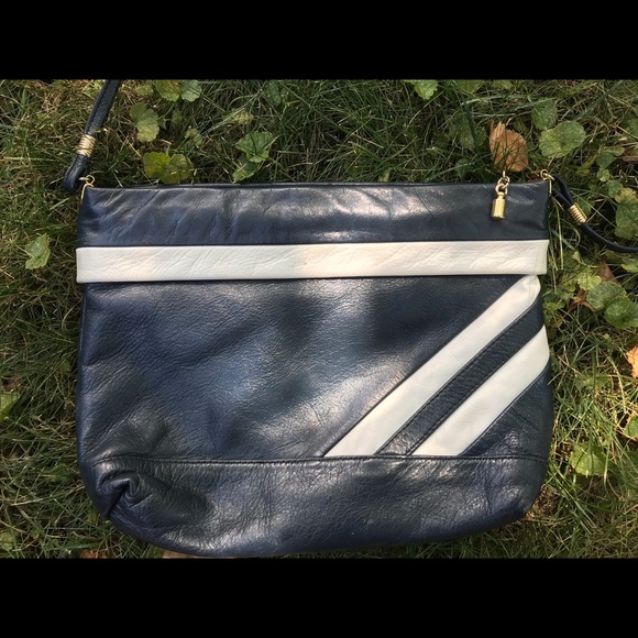 Genuine Leather Italian Vintage Handbag - Picture 8 of 10